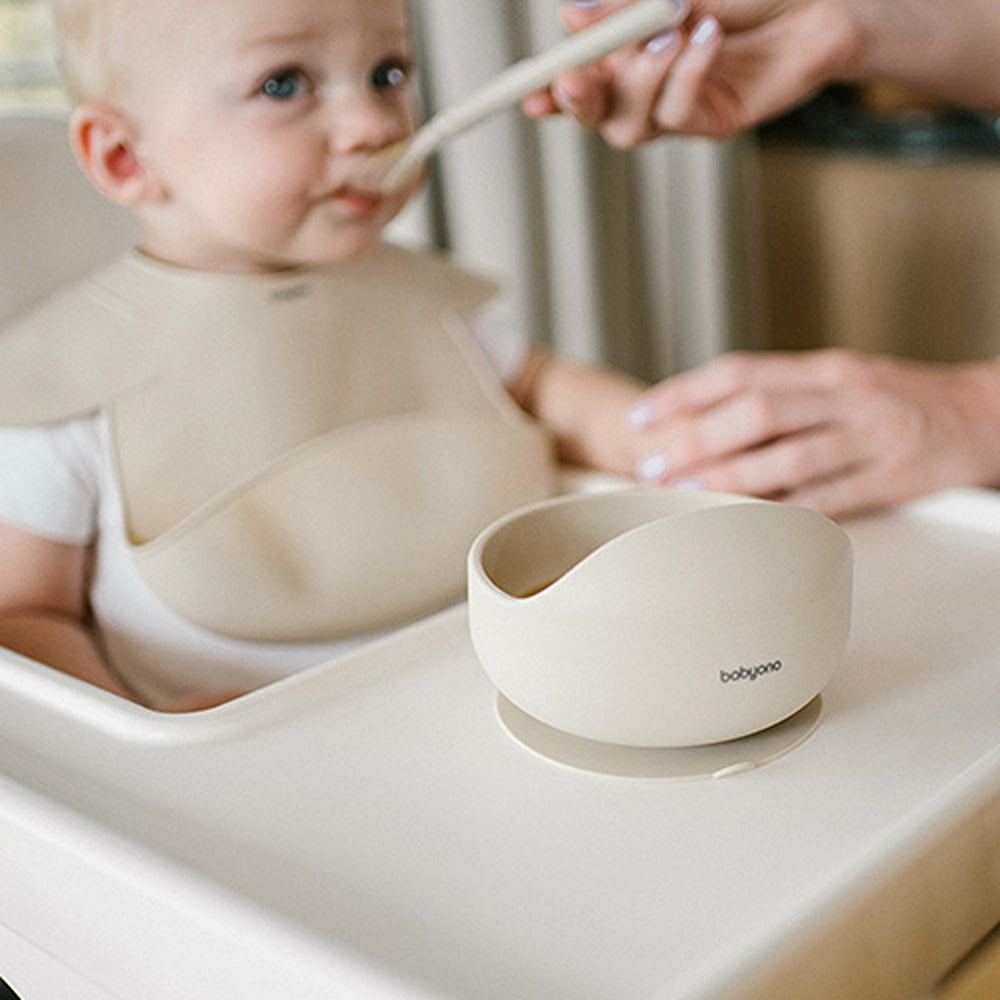 Bol à ventouse en silicone beige 